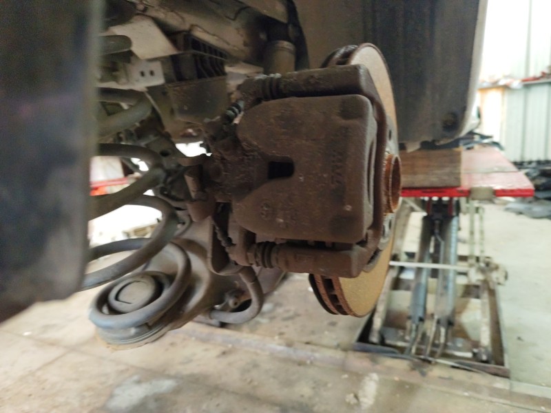 Recambio de pinza freno trasera derecha para citroën jumpy iii furgoneta (v_) 2.0 bluehdi 120 referencia OEM IAM 1617937580  
