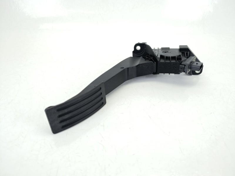 Recambio de potenciometro pedal para ford kuga iii (dfk) 2.0 ecoblue mhev referencia OEM IAM LX619F836AA  