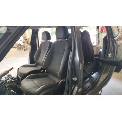 ASIENTO DELANTERO IZQUIERDO 