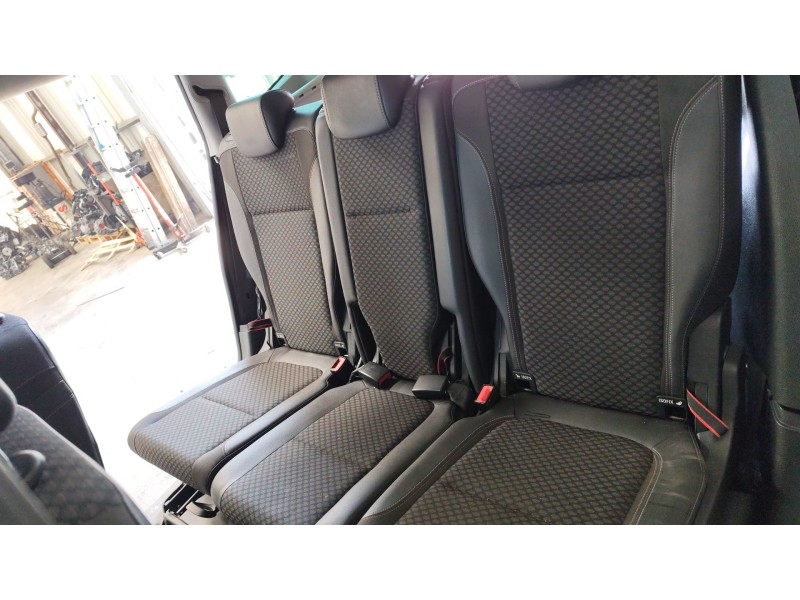 Recambio de asiento trasero medio para opel zafira tourer c (p12) 1.6 cdti (75) referencia OEM IAM   