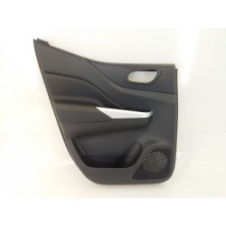 GUARNECIDO PUERTA TRASERA IZQUIERDA 829014KL2D 