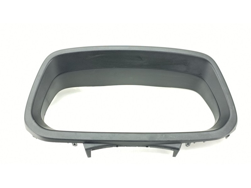 Recambio de moldura para hyundai i20 iii (bc3, bi3) 1.0 t-gdi referencia OEM IAM 84830Q0100NNB  