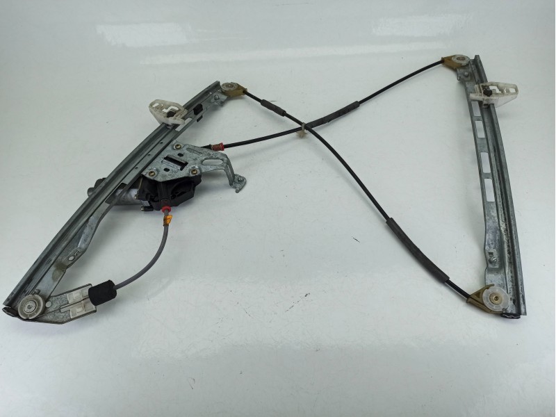 Recambio de elevalunas delantero izquierdo para peugeot 206 berlina xr referencia OEM IAM   