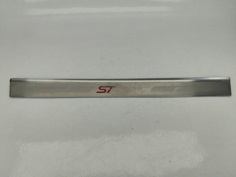 Recambio de embellecedor para ford kuga ii (dm2) 1.5 tdci referencia OEM IAM GV41S132K14BA  