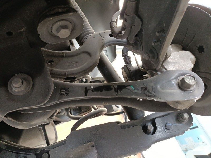 Recambio de tirante trasero izquierdo para hyundai tucson (nx4e, nx4a) 1.6 t-gdi referencia OEM IAM 55250N9050  