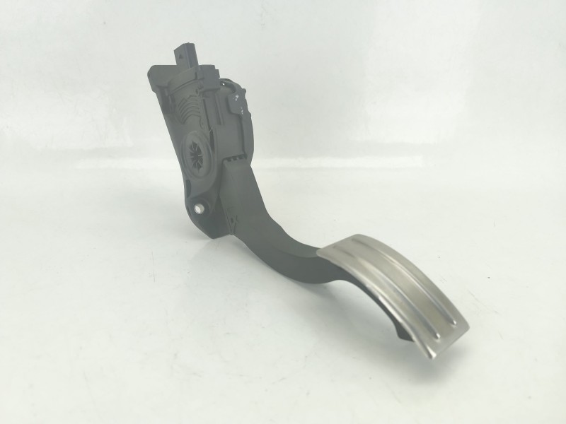 Recambio de potenciometro pedal para ford focus iii 1.5 tdci referencia OEM IAM 1850587  