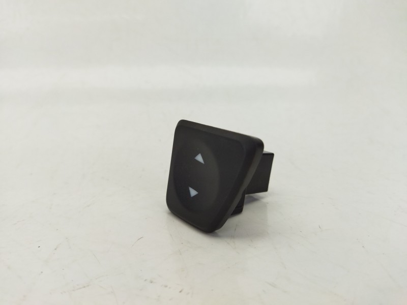 Recambio de mando elevalunas delantero derecho para fiat palio (178_, 171_, 371_) 1.2 referencia OEM IAM 305061657B  