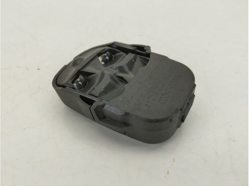 Recambio de sensor para kia cee´d hatchback (ed) 1.6 crdi 115 referencia OEM IAM 960003K000  