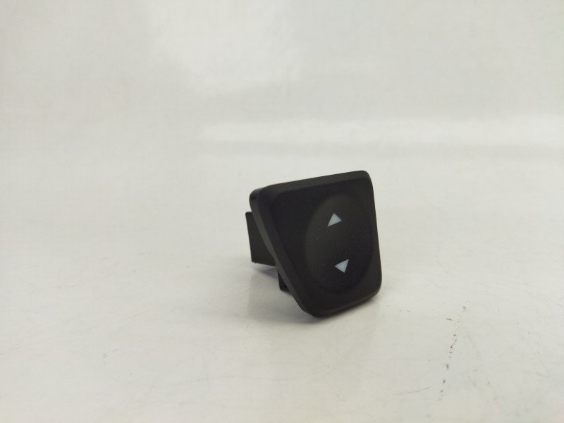 Recambio de mando elevalunas delantero izquierdo para fiat palio (178_, 171_, 371_) 1.2 referencia OEM IAM 305061697C  