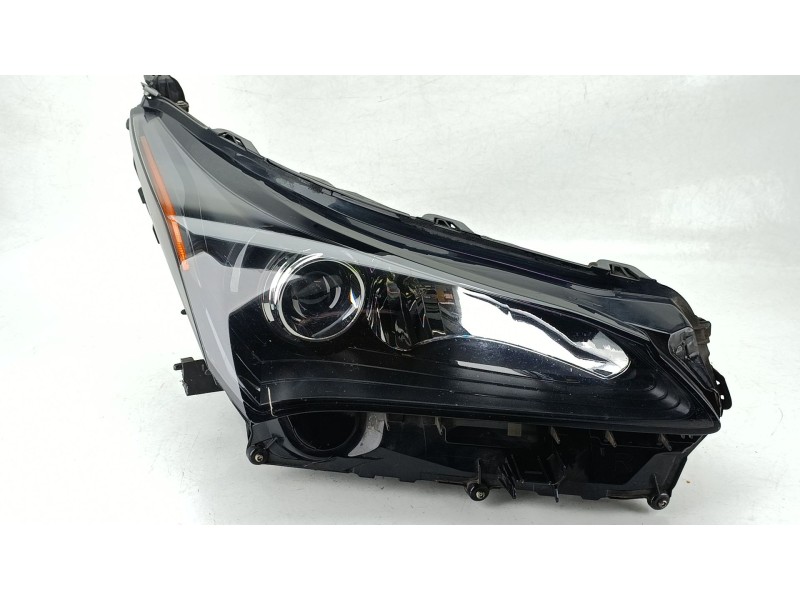 Recambio de faro derecho para lexus nx (_z1_) 300h awd (ayz15) referencia OEM IAM 3180072026  