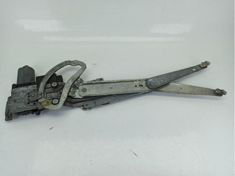 Recambio de elevalunas delantero derecho para opel astra f berlina 16v gsi referencia OEM IAM 90451142  