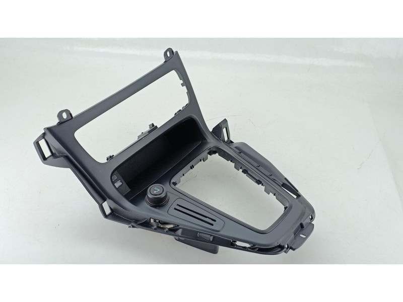Recambio de guantera para ford focus iii 1.5 tdci referencia OEM IAM F1EBA044C82  