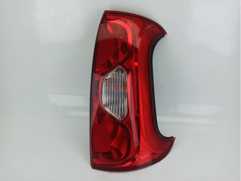 Recambio de piloto trasero derecho para fiat panda (312_, 319_) 1.2 (312pxa1a) referencia OEM IAM 521023500  