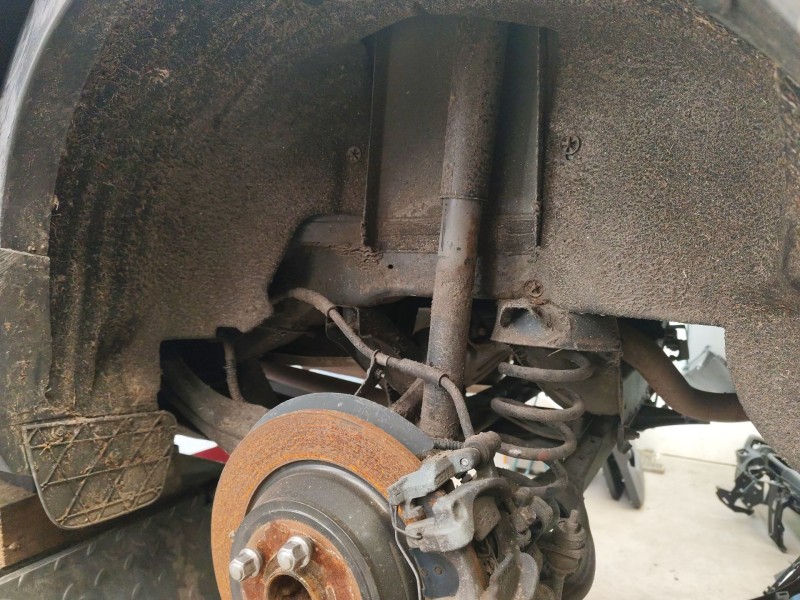 Recambio de amortiguador trasero izquierdo para ford kuga ii (dm2) 1.5 tdci referencia OEM IAM   