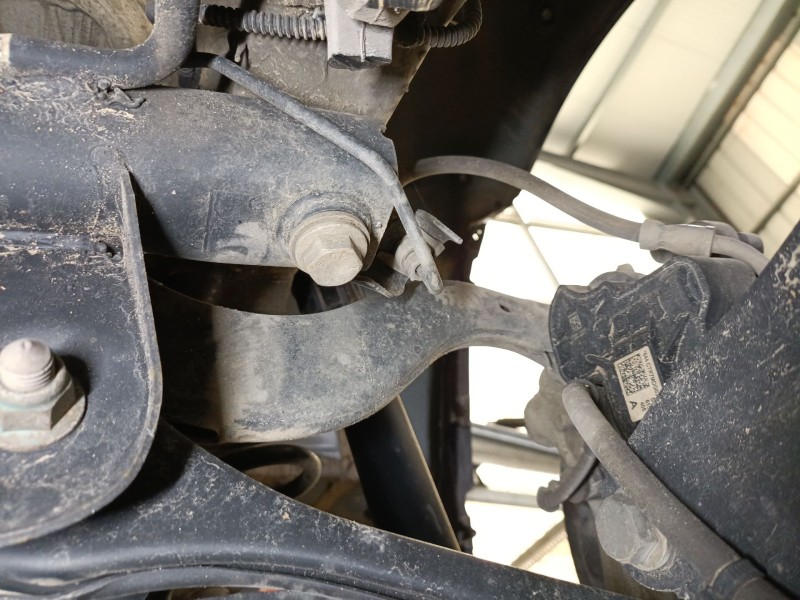 Recambio de tirante trasero izquierdo para cupra formentor (km7, kmp) 1.5 tsi referencia OEM IAM 5Q0505323C  