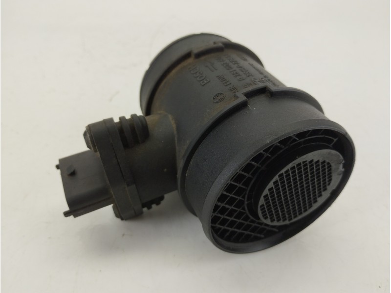 Recambio de caudalimetro para hyundai tucson (jm) 2.0 crdi a las 4 ruedas referencia OEM IAM 0281002600  