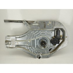 ELEVALUNAS DELANTERO IZQUIERDO 824700E010 