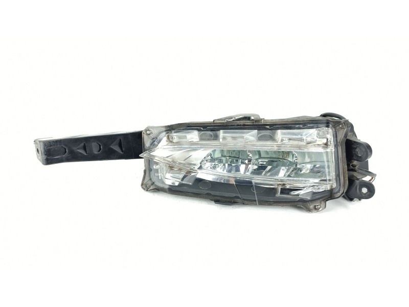 Recambio de faro antiniebla derecho para lexus nx (_z1_) 300h awd (ayz15) referencia OEM IAM E13 14035  