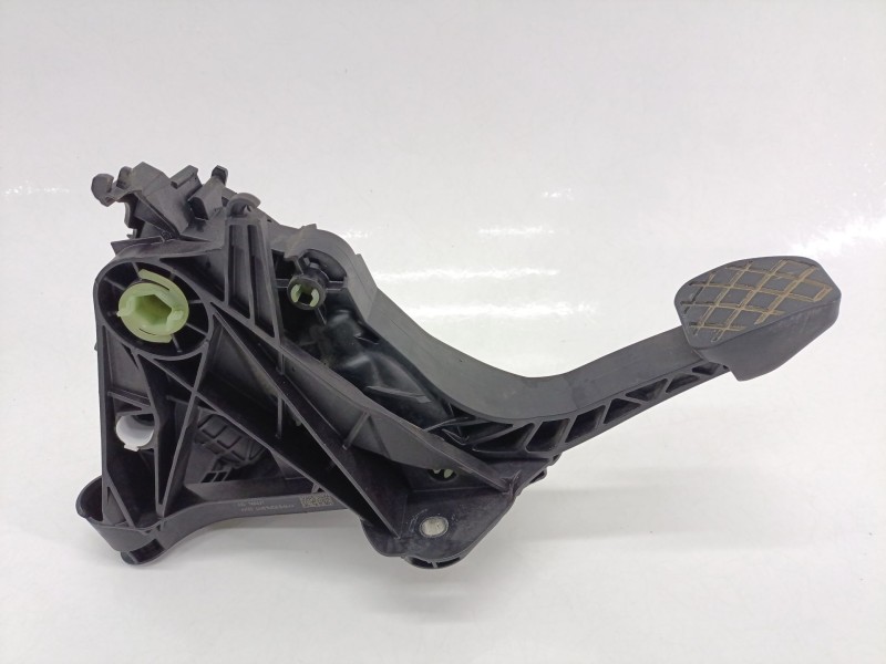 Recambio de pedal embrague para cupra formentor (km7, kmp) 1.5 tsi referencia OEM IAM 5Q1721321C  