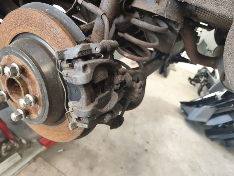 Recambio de pinza de freno trasera izquierda para ford kuga ii (dm2) 1.5 tdci referencia OEM IAM   