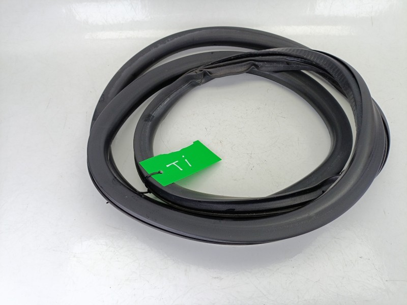 Recambio de gomas contorno puerta para seat ibiza iv (6j5, 6p1) 1.2 tsi referencia OEM IAM   