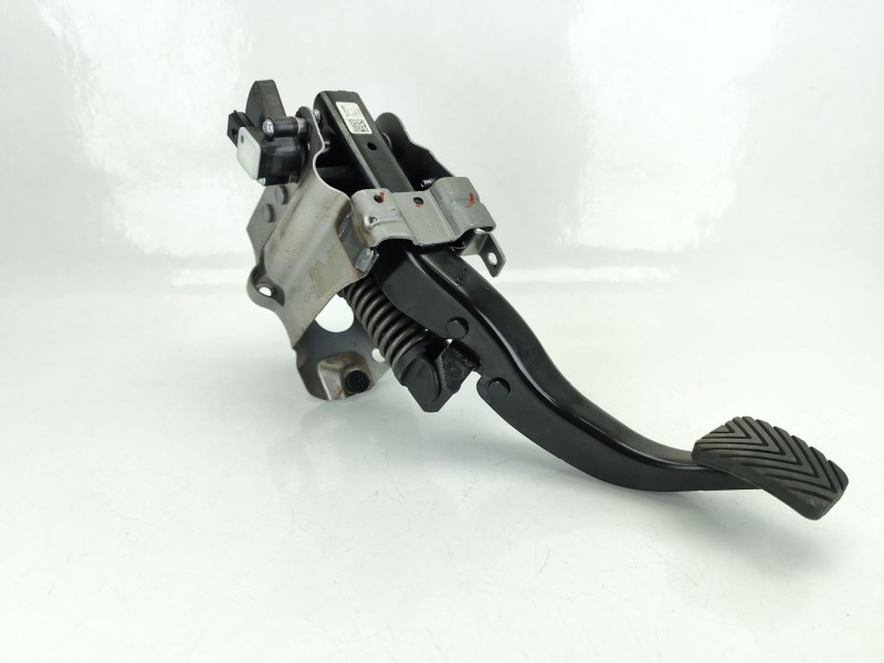 Recambio de pedal embrague para hyundai i30 fastback (pde, pden) 1.0 t-gdi referencia OEM IAM 32802G4EA0  