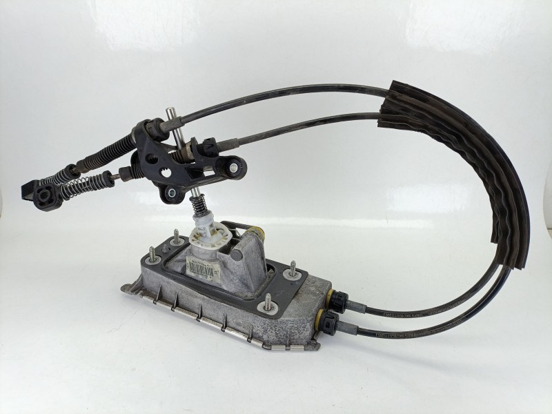Recambio de palanca cambio para seat ibiza iv (6j5, 6p1) 1.2 tsi referencia OEM IAM 6C0711049F  