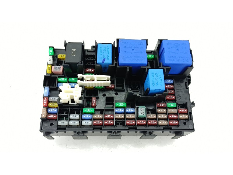 Recambio de caja reles / fusibles para renault captur ii (hf_) tce 90 (hfm6) referencia OEM IAM 243801284R  