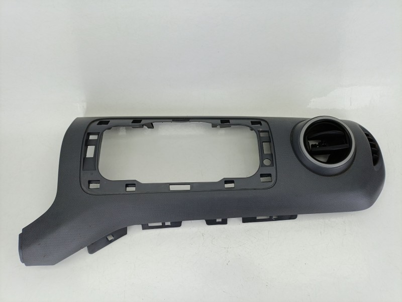 Recambio de embellecedor para peugeot partner furgoneta/monovolumen 1.6 hdi / bluehdi 75 referencia OEM IAM 9680897377  