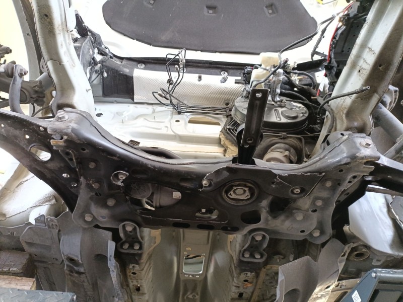 Recambio de puente delantero para seat leon (5f1) 1.5 tgi referencia OEM IAM 5WA199315F  