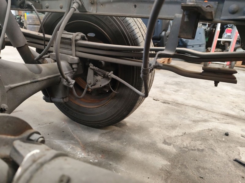 Recambio de ballesta trasera para nissan nt400 cabstar (f24m) 28.12, 32.12, 35.12 (f91an) referencia OEM IAM   