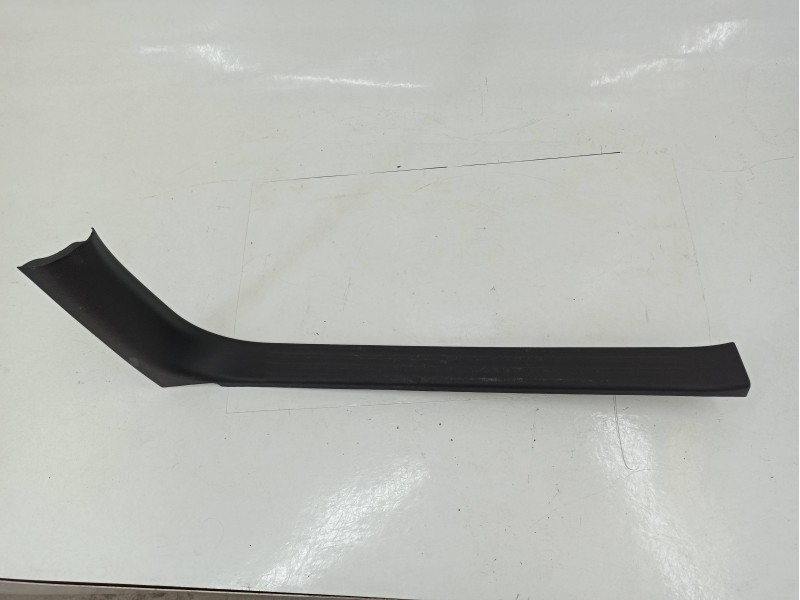 Recambio de moldura para nissan navara np300 pick-up (d23, d23t) 2.3 dci referencia OEM IAM 769B44KJ10A  