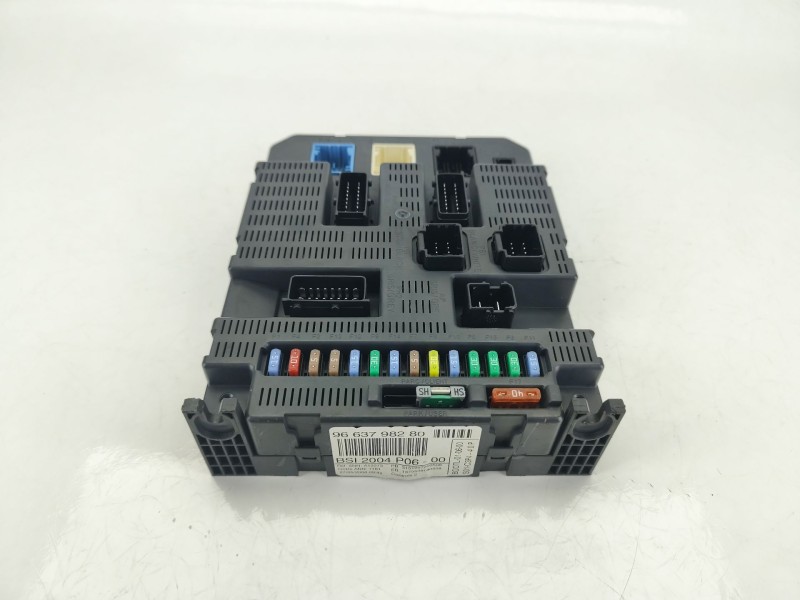 Recambio de caja reles / fusibles para peugeot 307 (3a/c) 1.6 hdi 110 referencia OEM IAM 9663798280  