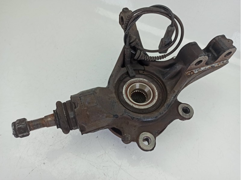 Recambio de mangueta delantera izquierda para peugeot 5008 (0u_, 0e_) 1.6 bluehdi 120 referencia OEM IAM   