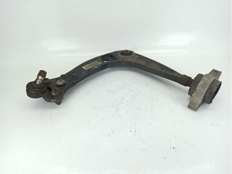 Recambio de brazo suspension inferior delantero izquierdo para peugeot 508 i (8d_) 2.0 hdi referencia OEM IAM 3520Y0  