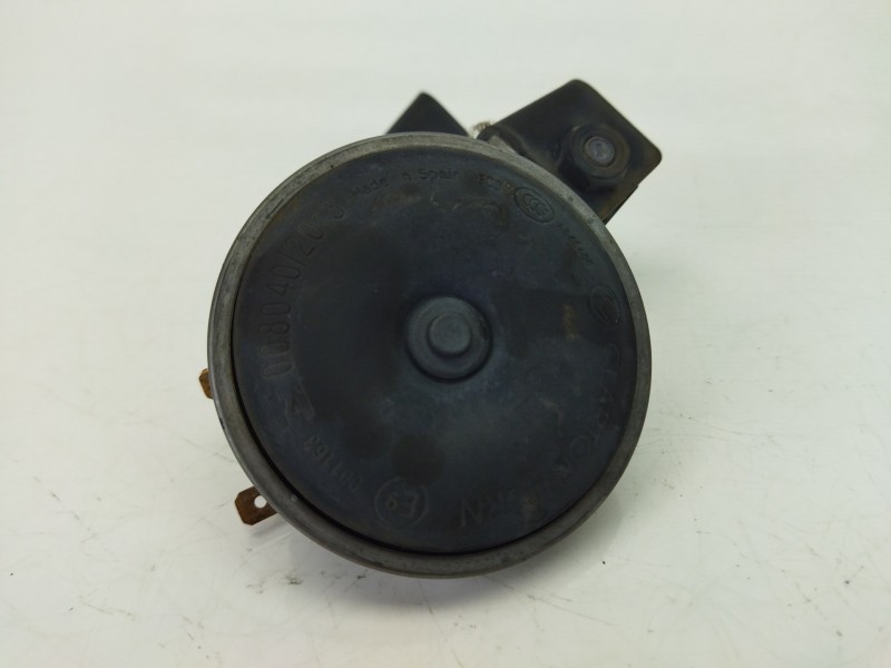 Recambio de claxon para nissan qashqai ii (j11, j11_) 1.2 dig-t referencia OEM IAM 0080402013  