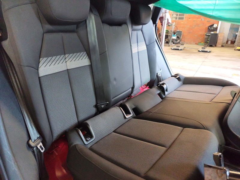 Recambio de asientos traseros para audi a3 sportback (8ya, 8yf) 35 tdi referencia OEM IAM   