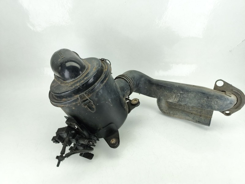 Recambio de filtro aire para nissan terrano ii (r20) 2.7 td 4wd referencia OEM IAM   