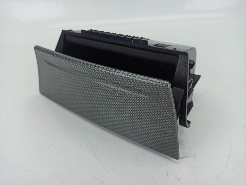 Recambio de guantera para ford focus ii descapotable 2.0 tdci referencia OEM IAM 8M51A044J53A  