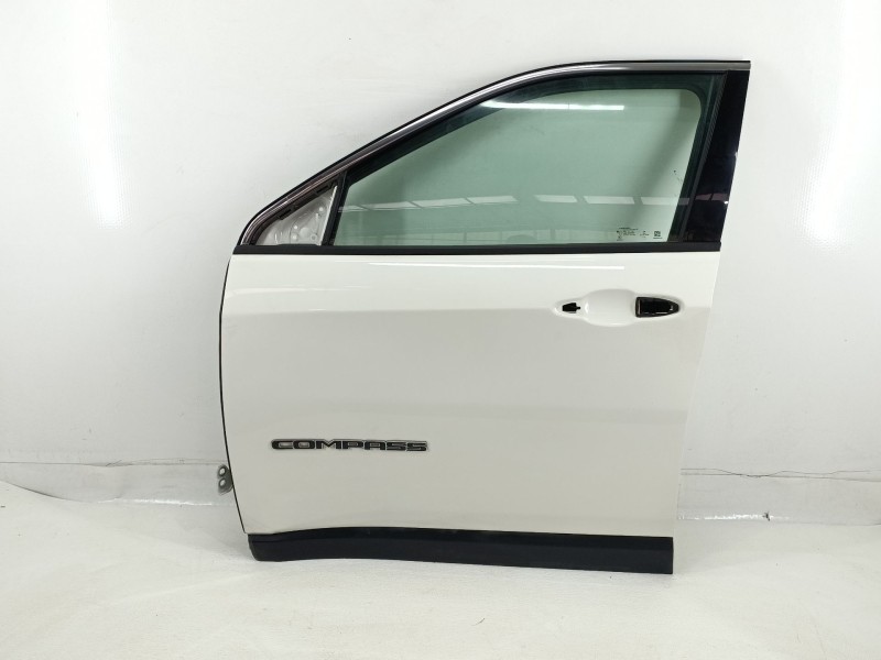 Recambio de puerta delantera izquierda para jeep compass (mp, m6, mv, m7) 1.6 crd referencia OEM IAM 68242543AD  