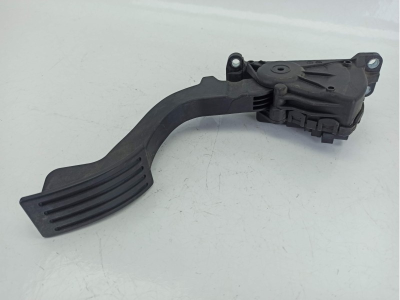Recambio de potenciometro pedal para ford focus ii descapotable 2.0 tdci referencia OEM IAM 4M519F836AJ  