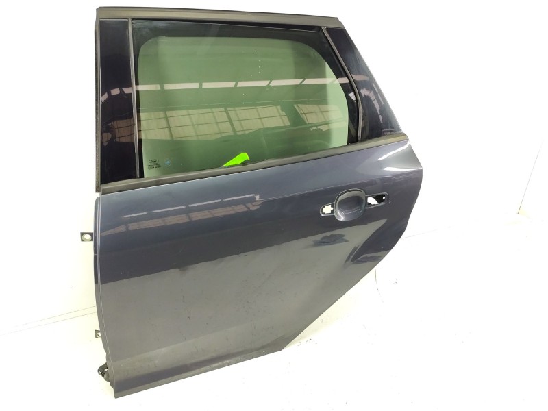 Recambio de puerta trasera izquierda para ford focus iii turnier 1.6 tdci referencia OEM IAM 2172764  