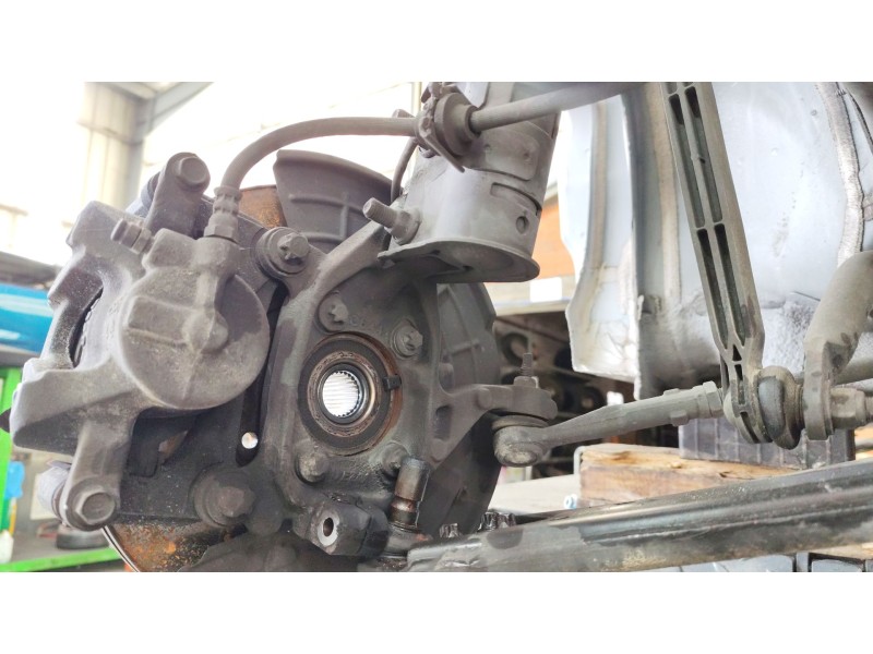 Recambio de mangueta delantera derecha para jeep compass (mp, m6, mv, m7) 1.6 crd referencia OEM IAM 04787970AA  