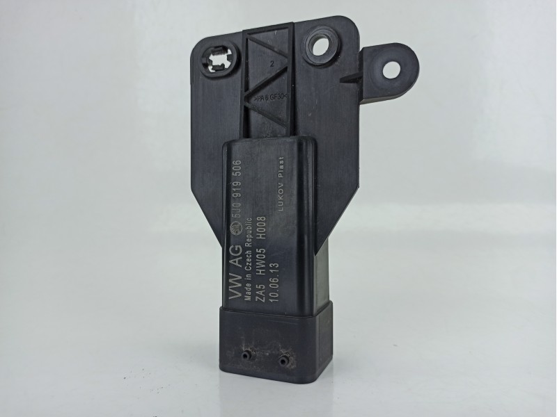 Recambio de caja precalentamiento para skoda fabia ii (542) 1.6 tdi referencia OEM IAM 5J0919506  