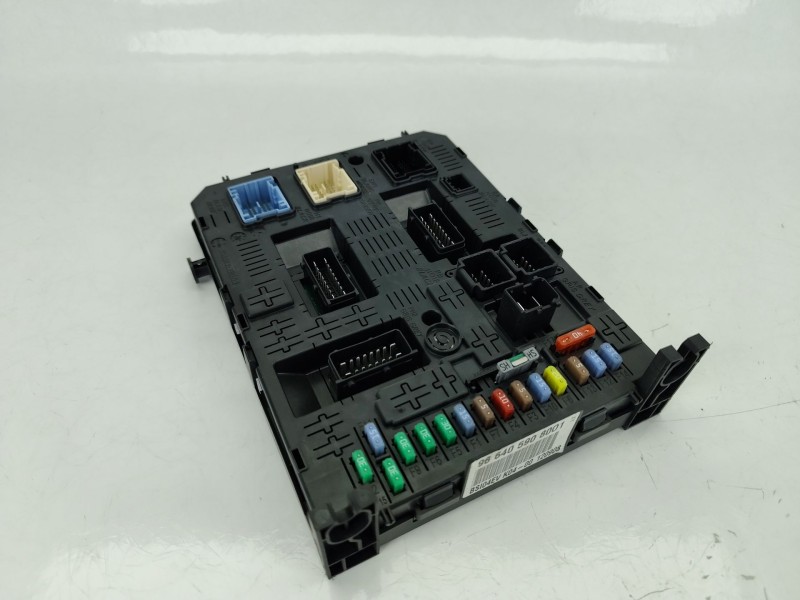 Recambio de caja reles / fusibles para peugeot 308 i (4a_, 4c_) 1.6 hdi referencia OEM IAM 966405908001  