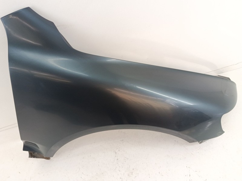 Recambio de aleta delantera derecha para volkswagen touareg (7la, 7l6, 7l7) 3.0 v6 tdi referencia OEM IAM 7L6821102N  