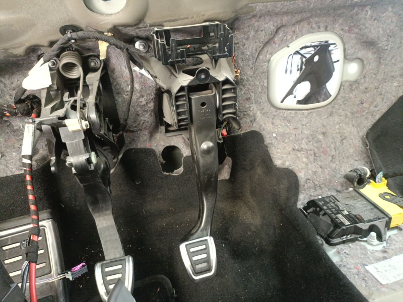 Recambio de pedal freno para seat leon (5f1) 1.5 tgi referencia OEM IAM 5Q1721143A  