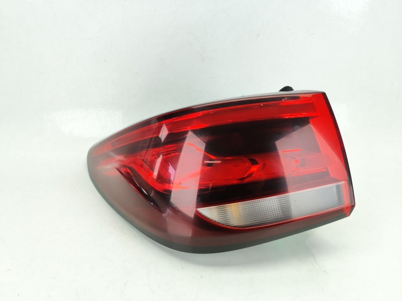 Recambio de piloto trasero izquierdo para mg zs suv (azs1) 1.5 vti referencia OEM IAM 10571681  