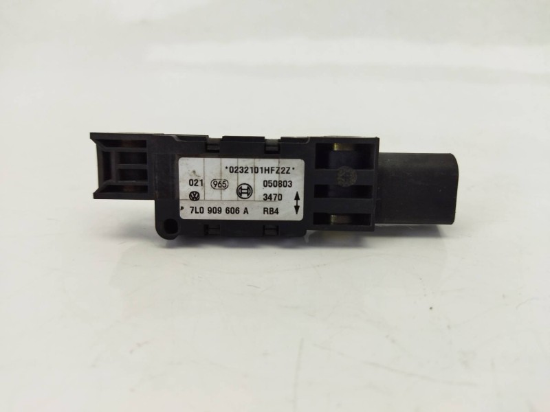 Recambio de sensor para volkswagen touareg (7la, 7l6, 7l7) 5.0 v10 tdi referencia OEM IAM 7L0909606A  