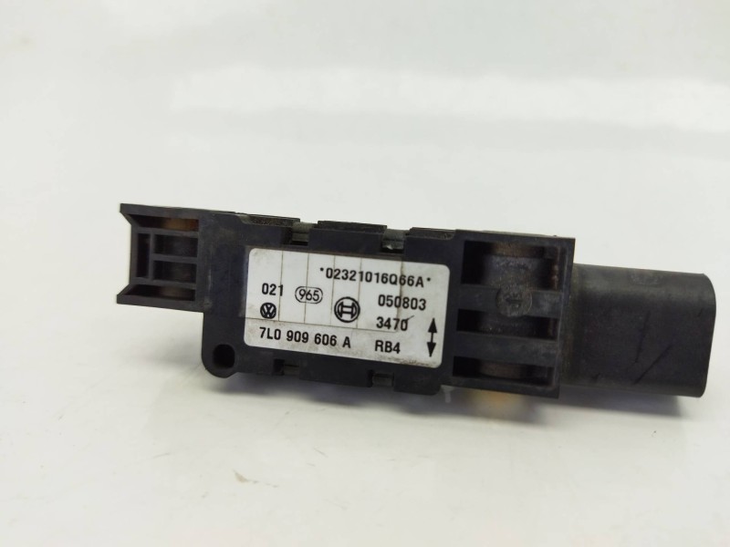 Recambio de sensor para volkswagen touareg (7la, 7l6, 7l7) 5.0 v10 tdi referencia OEM IAM 7L0909606A  